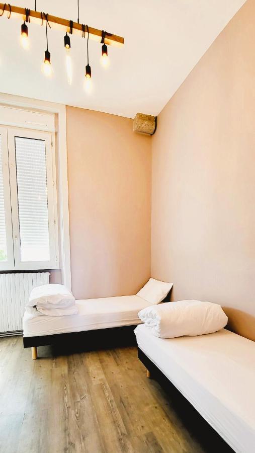 L'Etape Du Mont, Family Hostel 뽕또흑송 외부 사진
