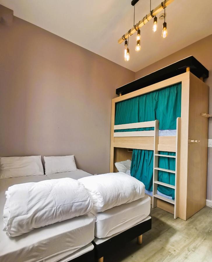 L'Etape Du Mont, Family Hostel 뽕또흑송 외부 사진